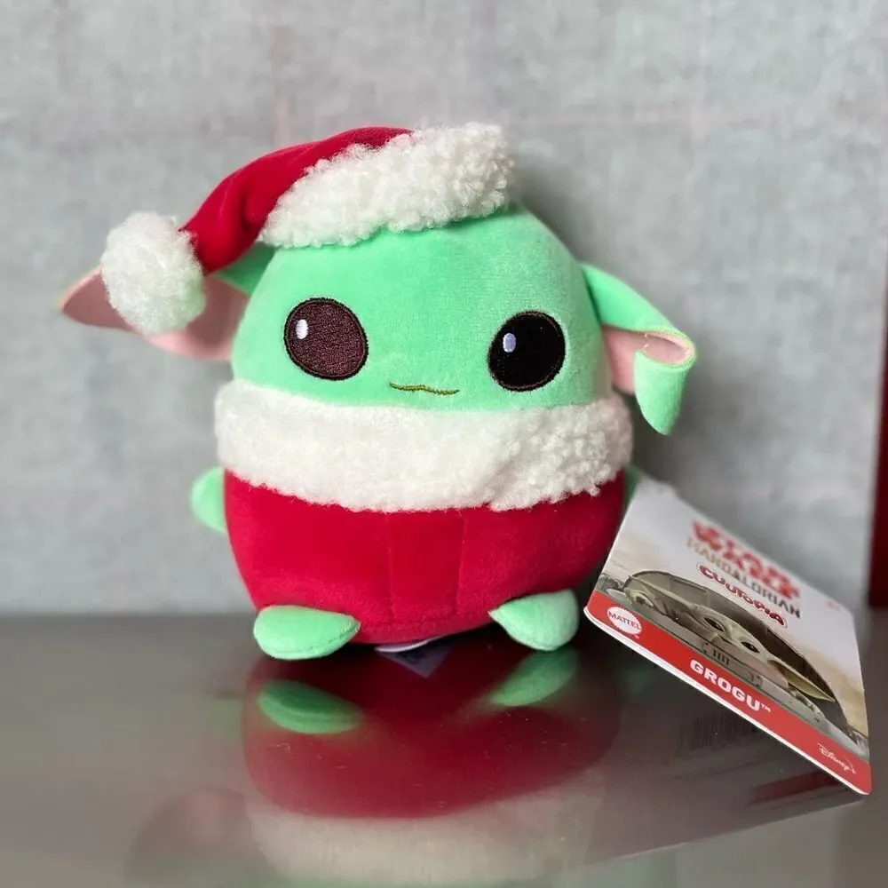 Mattel Star Wars Mandalorian Grogu *NEW* Plush Christmas Themed Toy (5 in)